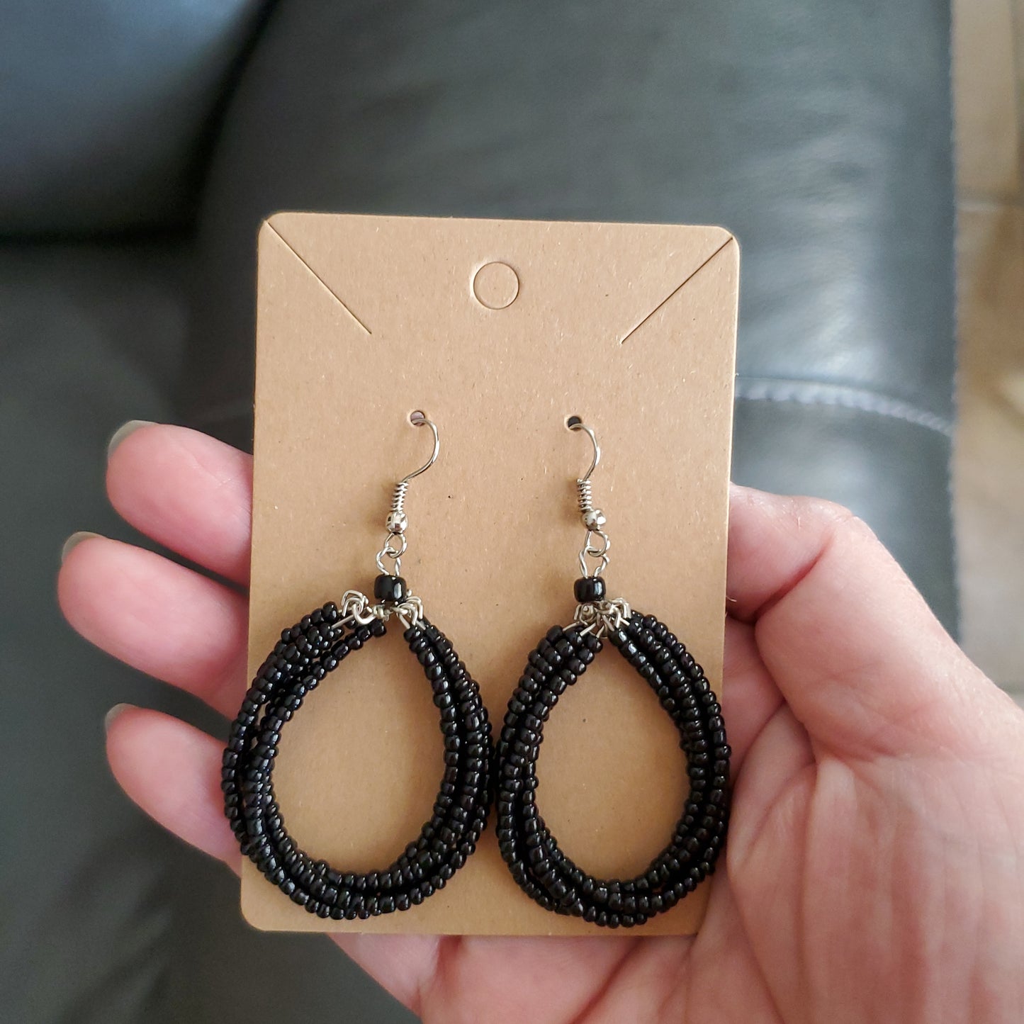 ACC Earing Black Beads Oval