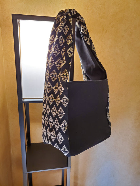 Shoulder Bag Black DP Motif